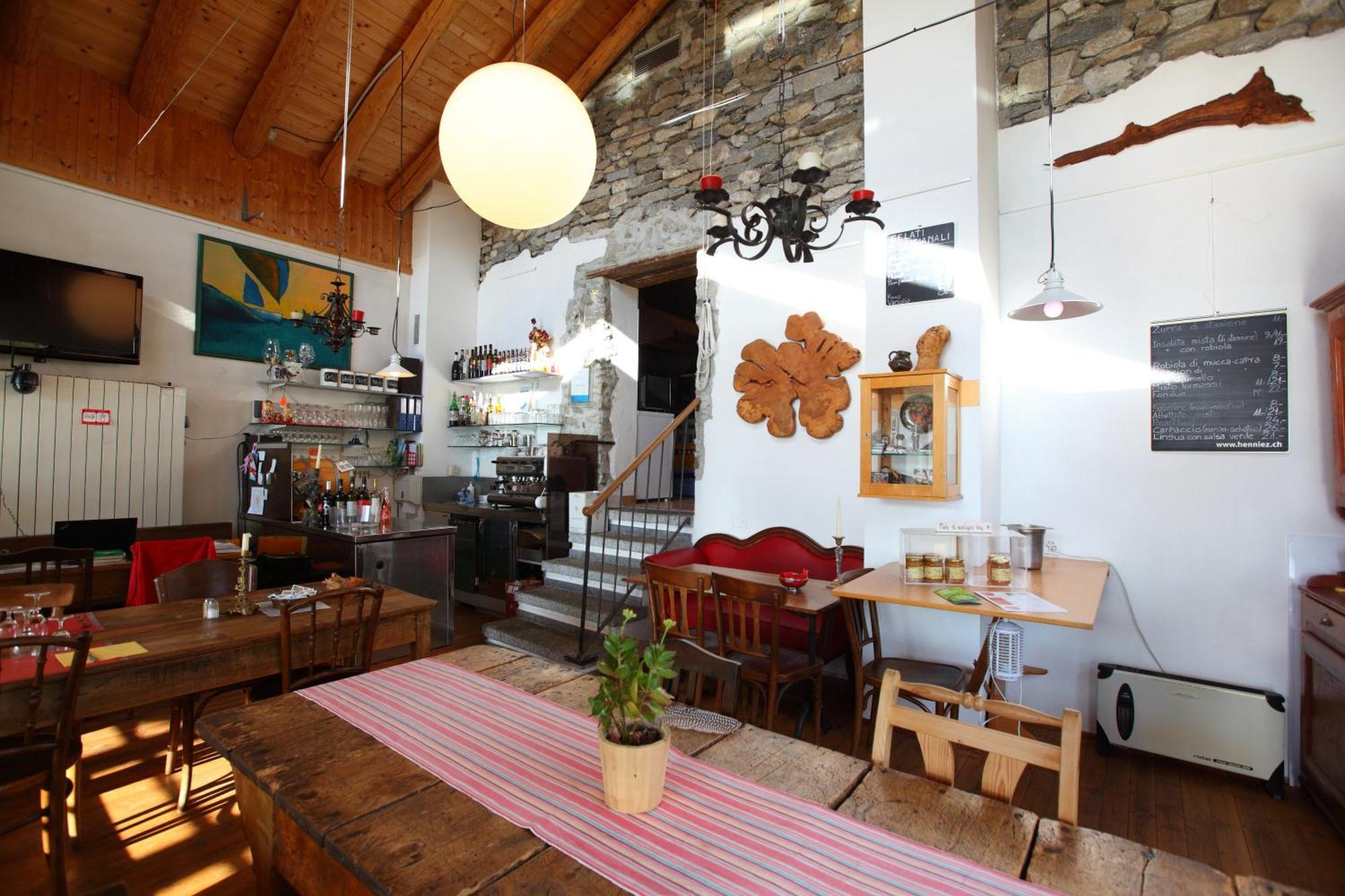 ホテル Osteria Ritrovo Dei Passeggeri SantʼAntonio エクステリア 写真
